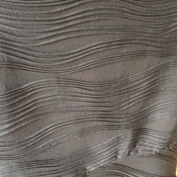 Atmosphere black dress - Picture 3 of 3